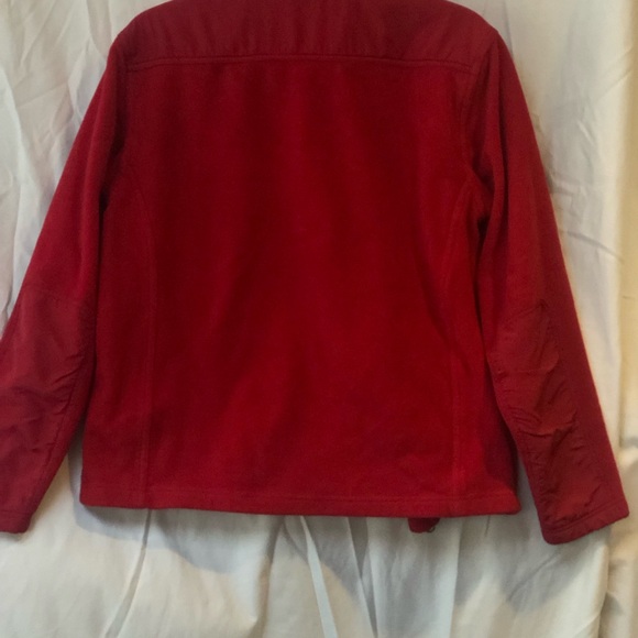 Red Chic Filet Fleece Size Medium - Picture 9 of 13